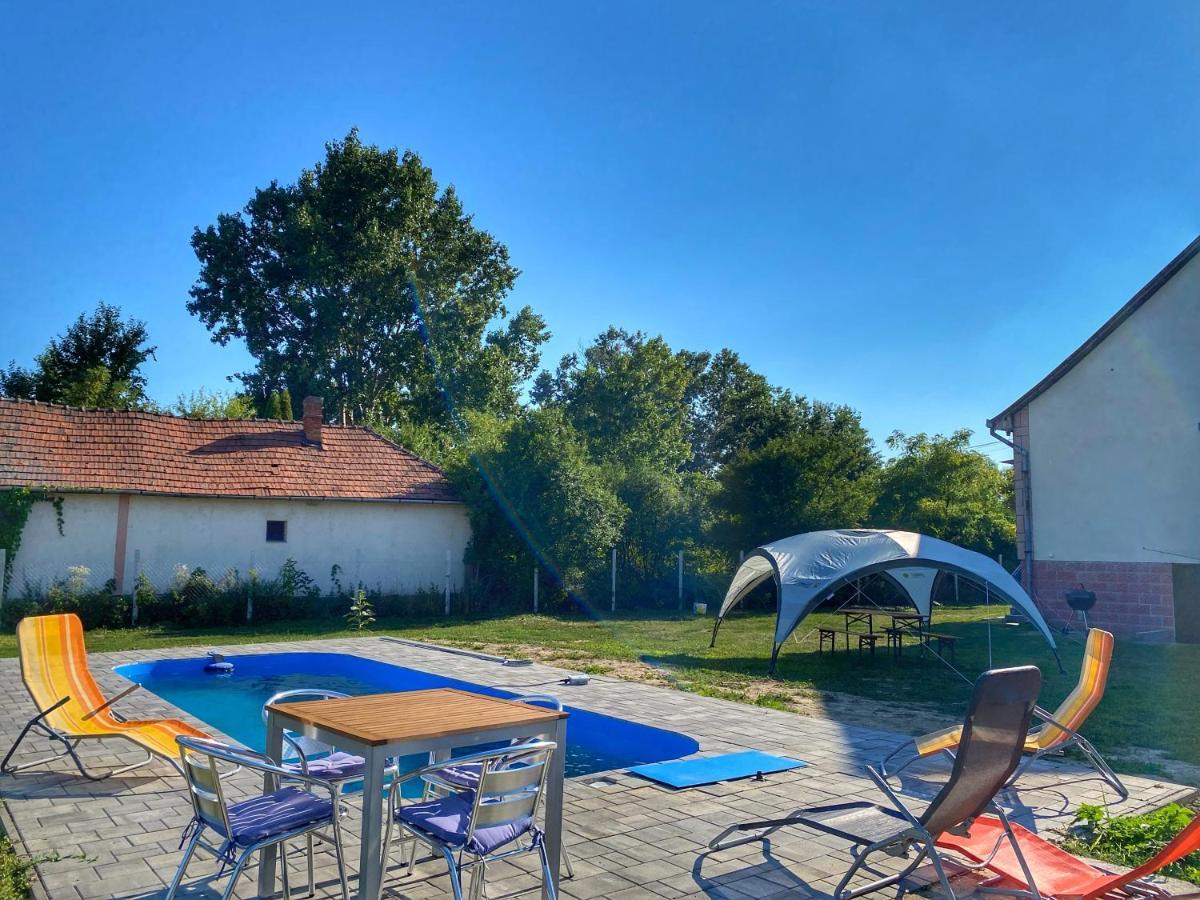 River House - Luxury House On The Border Of The Tisza River Arokto エクステリア 写真